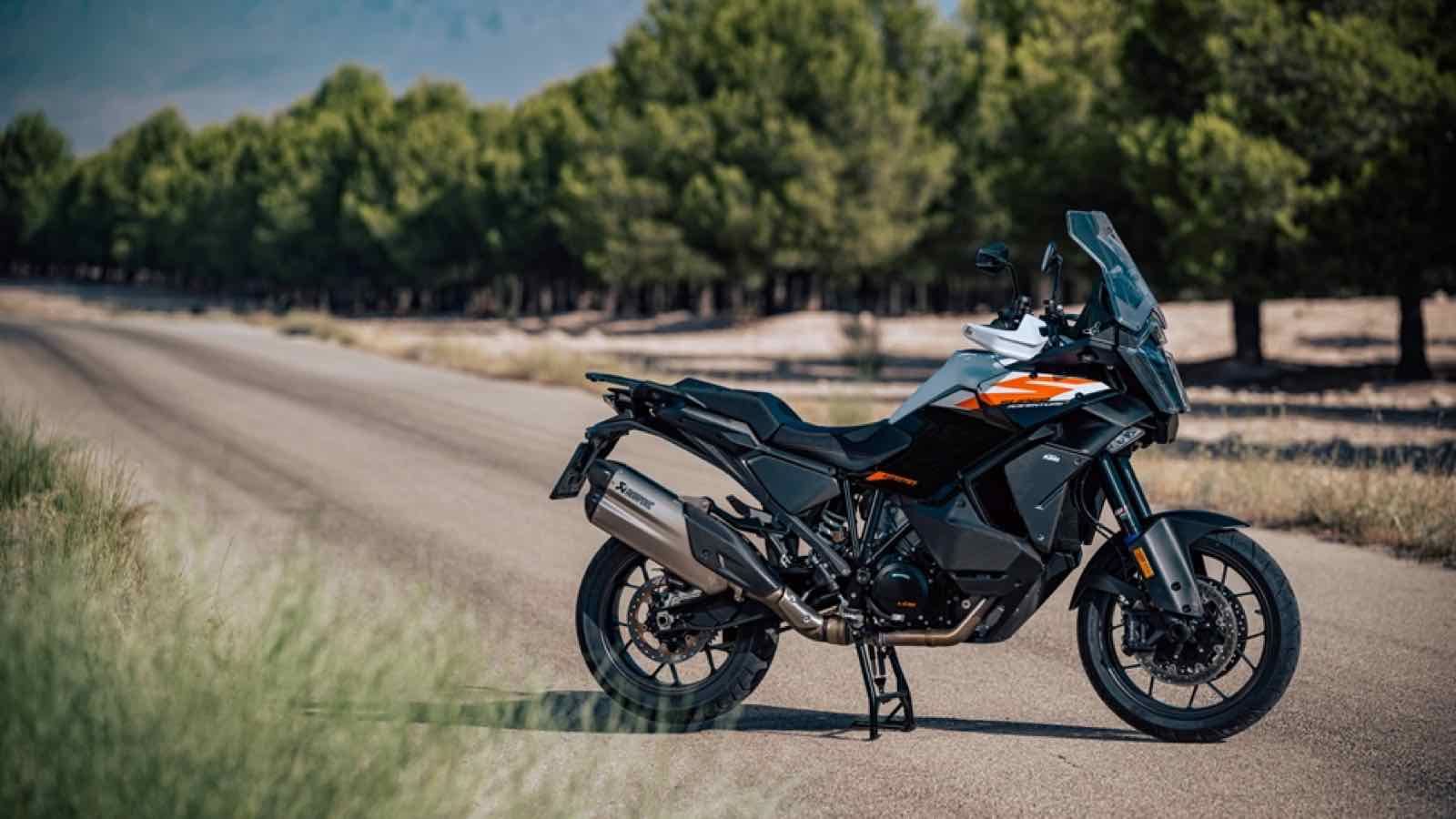 KTM 1390 Super Adventure S: Με συμβατικό κιβώτιο για τους παραδοσιακούς