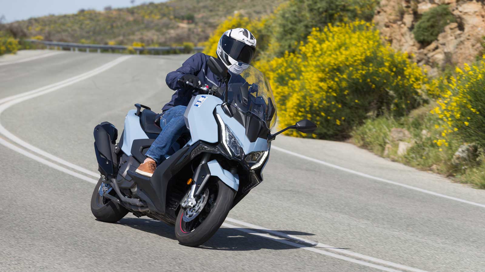 Kymco AK 550 Premium - Test