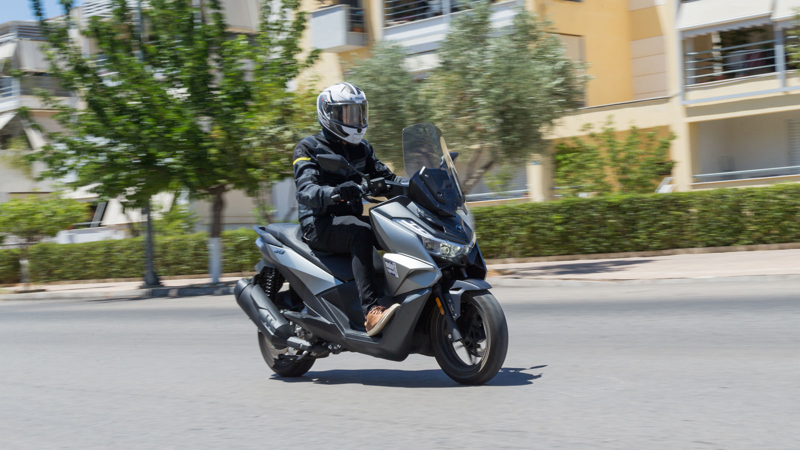 Πολύ καλή αίσθηση και επιδόσεις από το σύστημα πέδησης.