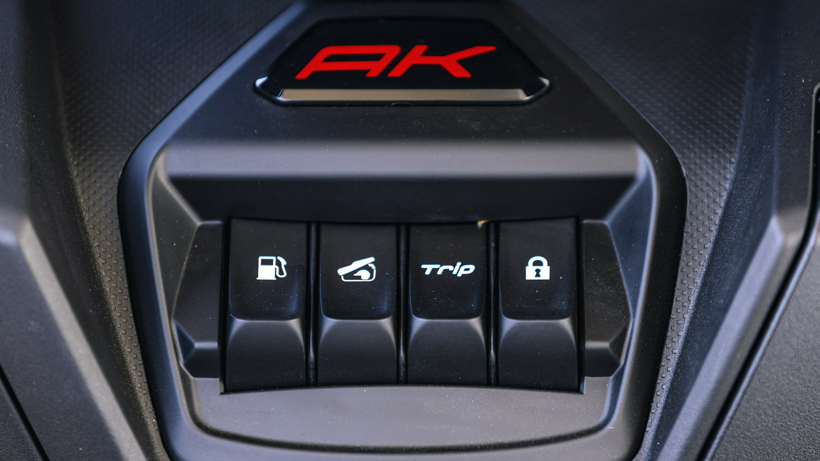 KYMCO AK 550 Premium: Scooter με πτυχές μοτοσικλέτας & Cornering ABS