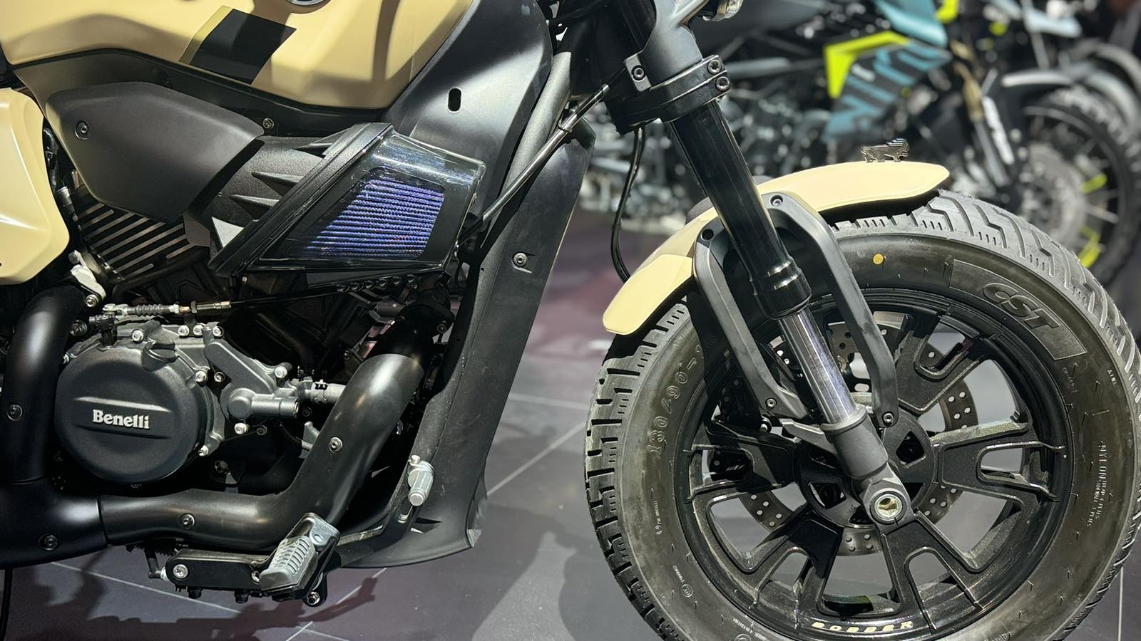 EICMA 2024: Benelli Leoncino Bobber 400
