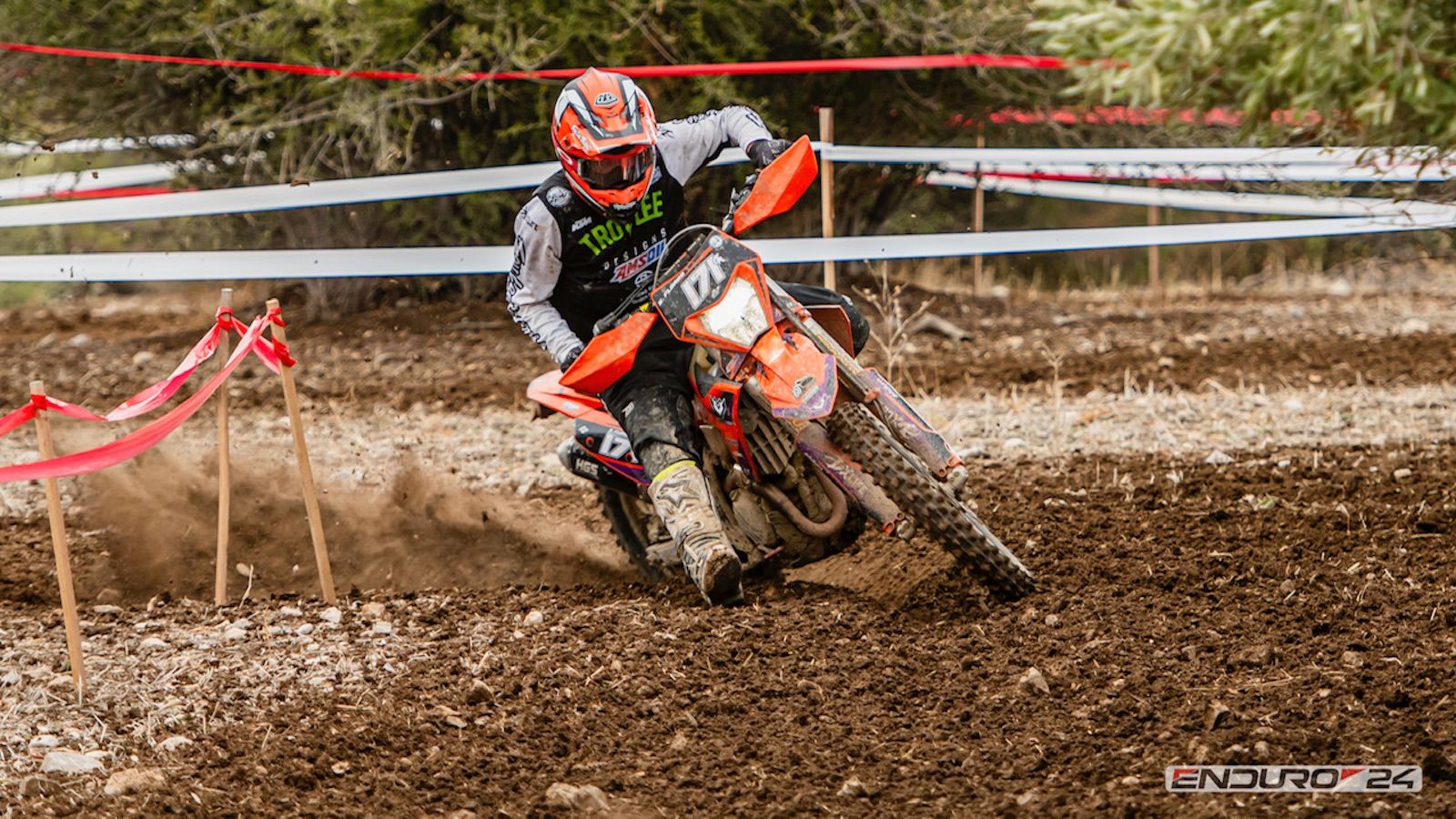 GET ON THE GAS και READY TO RACE επιτυχίες για τη MIMIKOS MOTORCORE