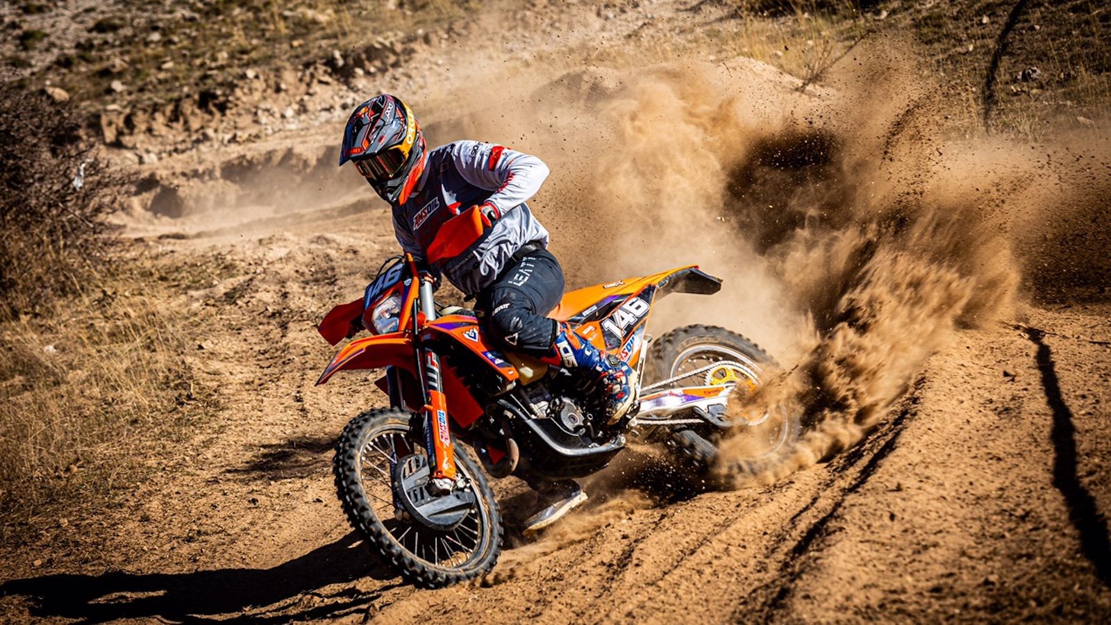 GET ON THE GAS και READY TO RACE επιτυχίες για τη MIMIKOS MOTORCORE