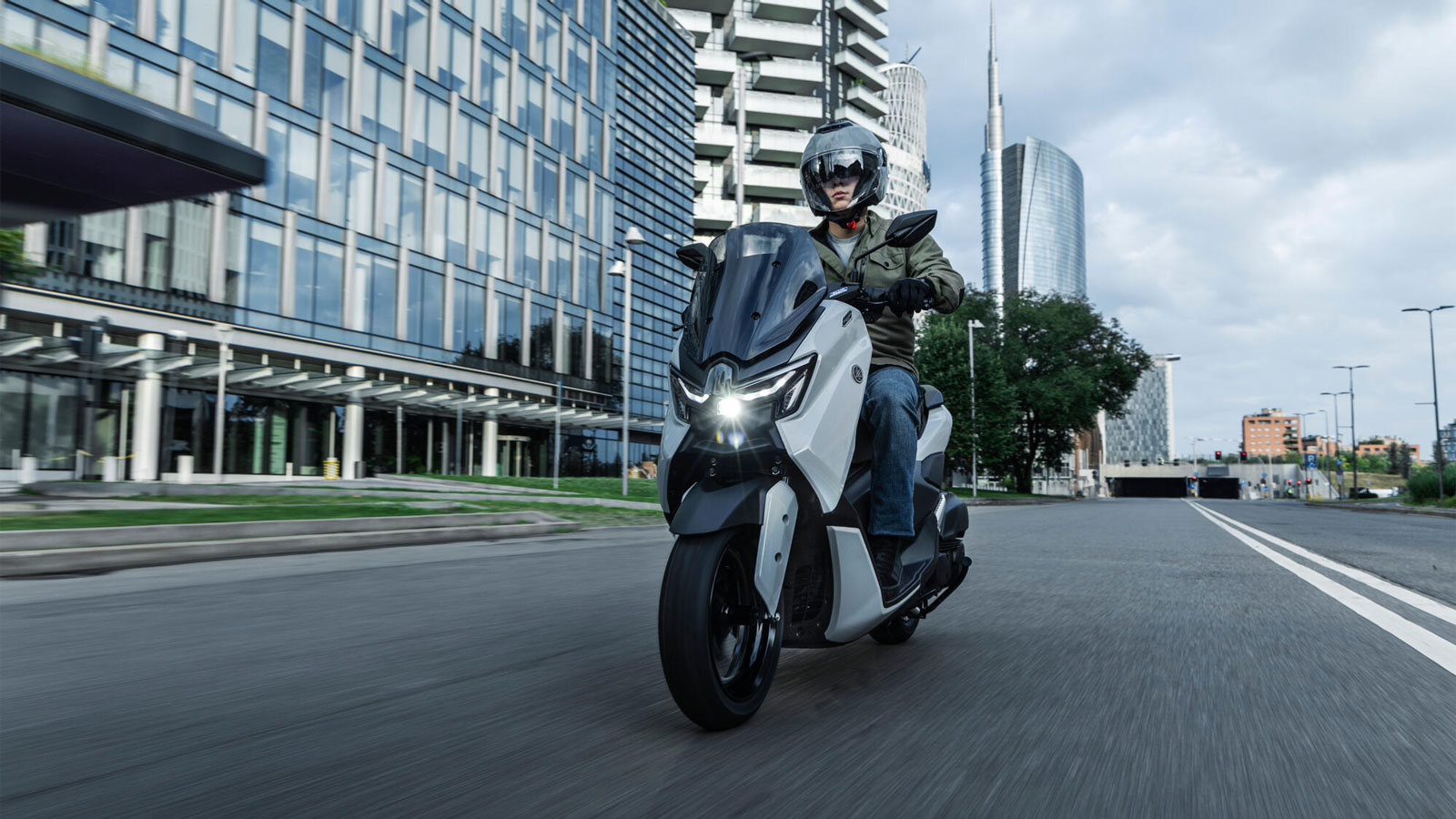 Yamaha NMAX 125 :Εuro5+, νέα εμφάνιση και εισαγωγή στην οικογένεια Tech MAX