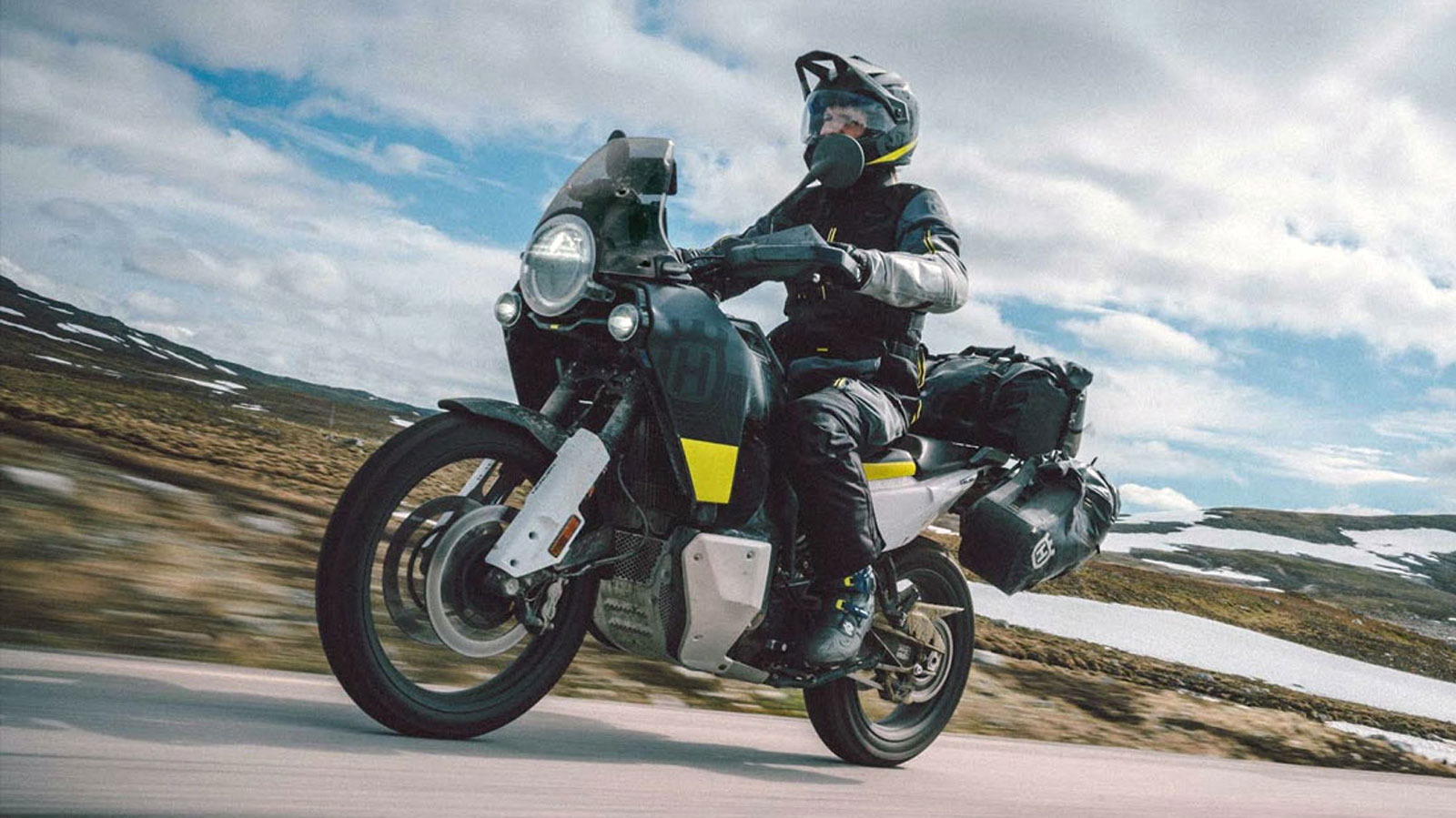 Τα γρηγορότερα μεσαία Adventure στο 0-100km/h με 21 τροχό