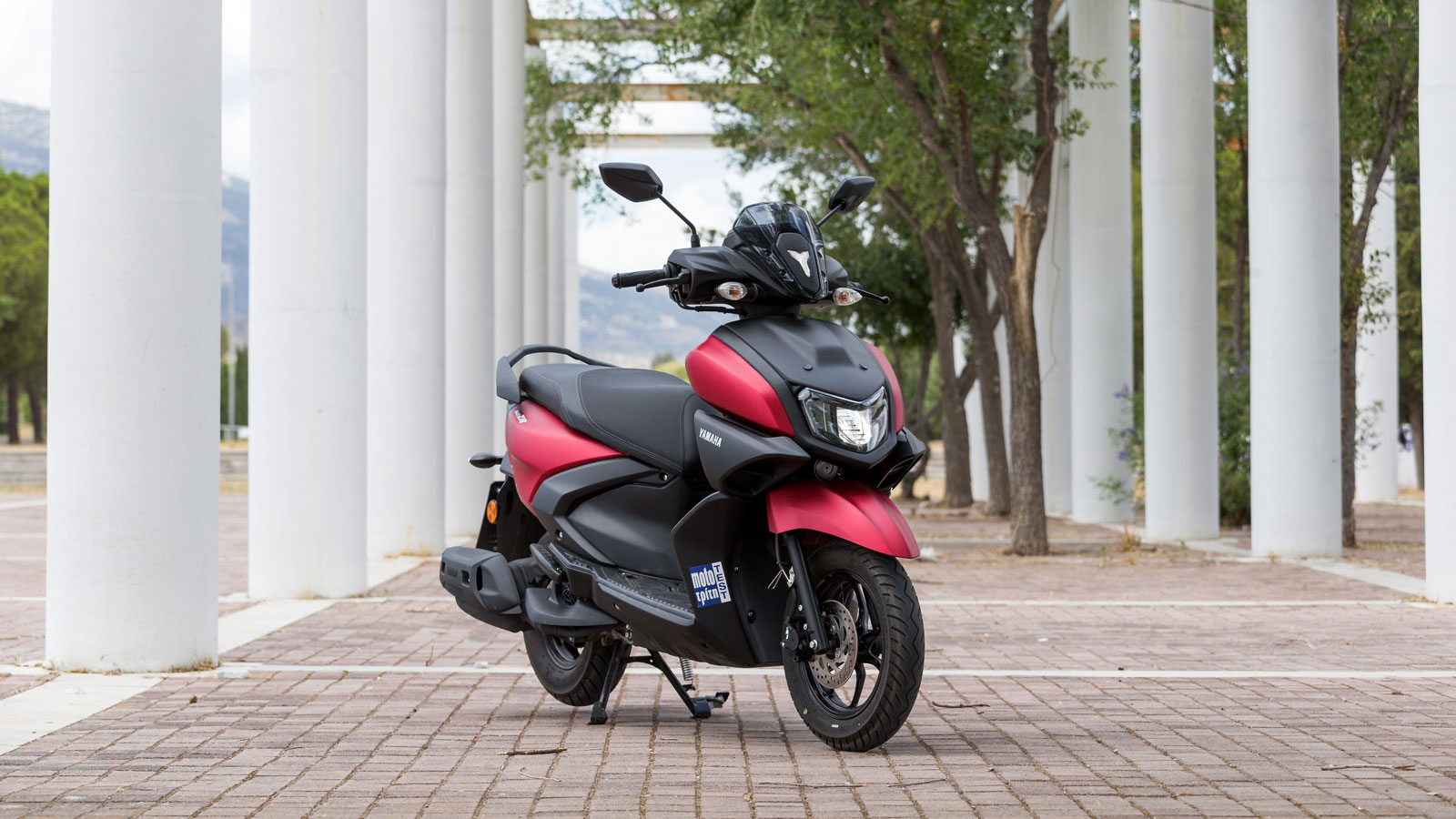 Yamaha Ray ZR - Υποψήφιο για Best Scooter by LS2