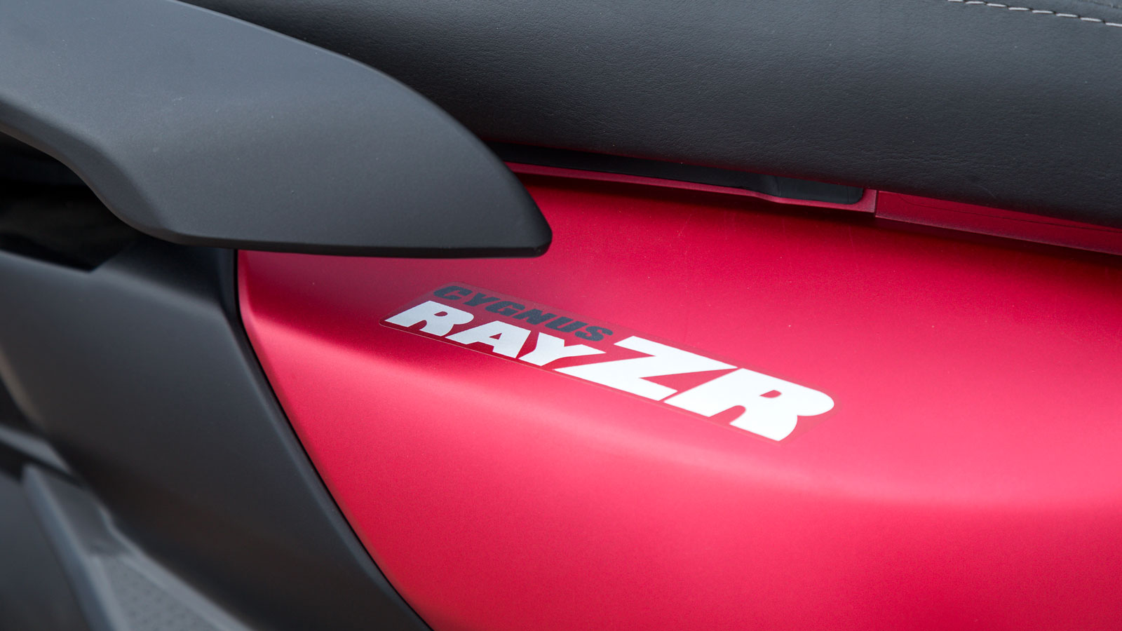 Yamaha Ray ZR - Υποψήφιο για Best Scooter by LS2