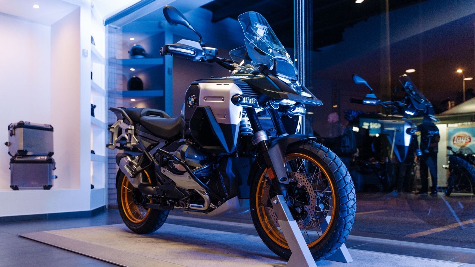 Αποκάλυψη της Νέας BMW R 1300 GS Adventure από τη Σπανός ΑΕ 