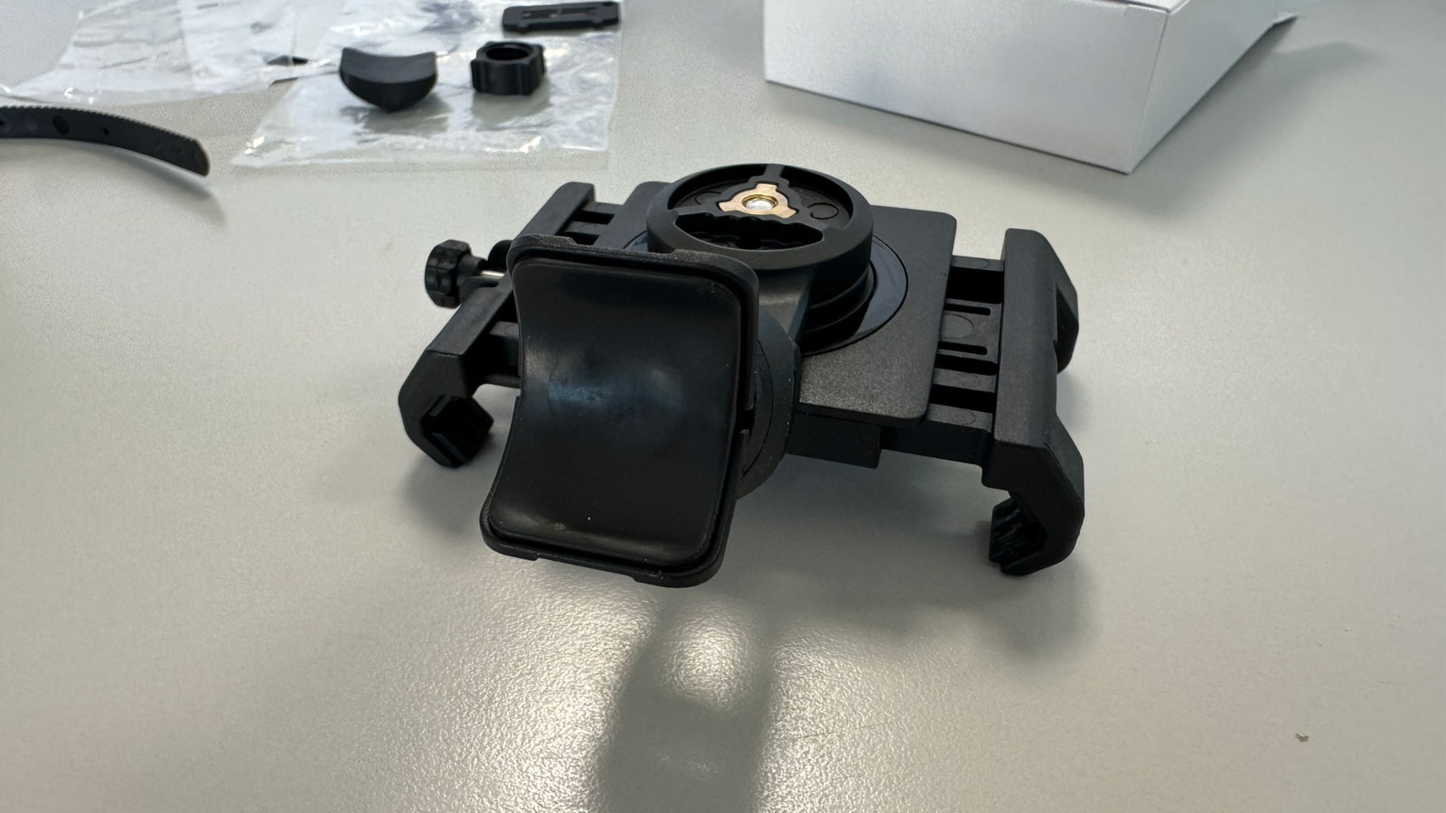 Test SP-Connect Bike Bundle: Στιβαρό και ασφαλές κράτημα