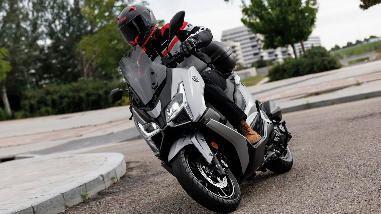 Τα 125cc scooter της αγοράς με Traction Control