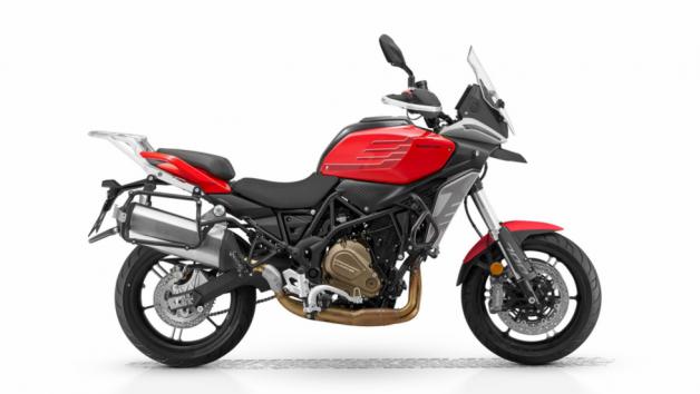 Νέο QJMOTOR SRT 700S: Νέα εμφάνιση, ίδιες αρετές