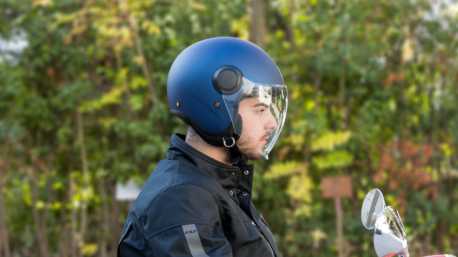 Test κράνος STR Pilot: Ρετρό σχεδιασμός και ECE 22-06 προδιαγραφών