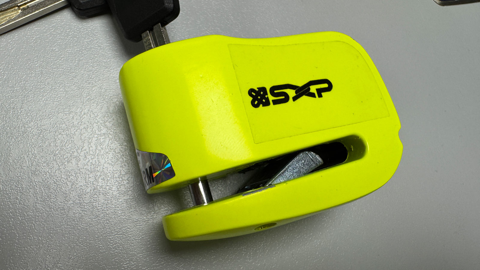 Παρουσίαση: Κλειδαριά SXP MDA02 με συναγερμό 110dB