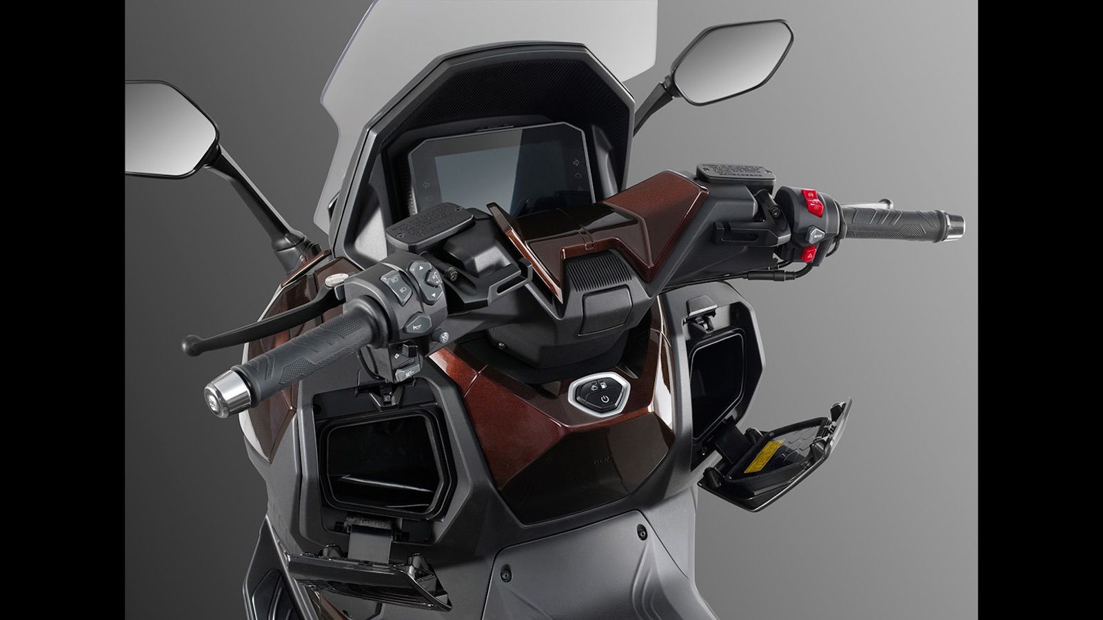 SYM TTL BT: Δικύλινδρο mega scooter με χώρους για μετακόμιση