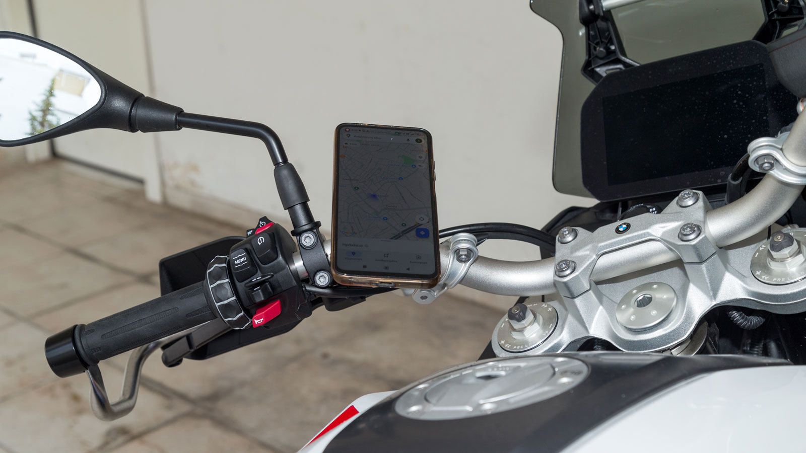 Test μαγνητικές βάσεις Shapeheart: Ευέλικτο σύστημα, απόλυτο κράτημα (+Βίντεο)