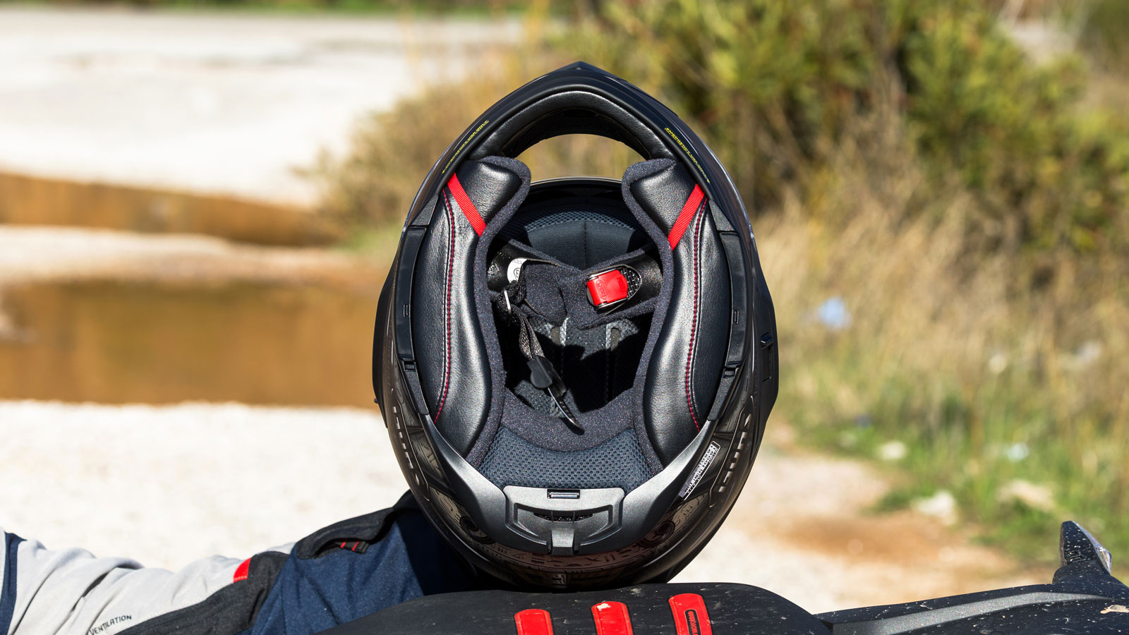 Test Shoei GT-Air 3: Το απόλυτο Touring κράνος της ιαπωνικής μάρκας (+Βίντεο)
