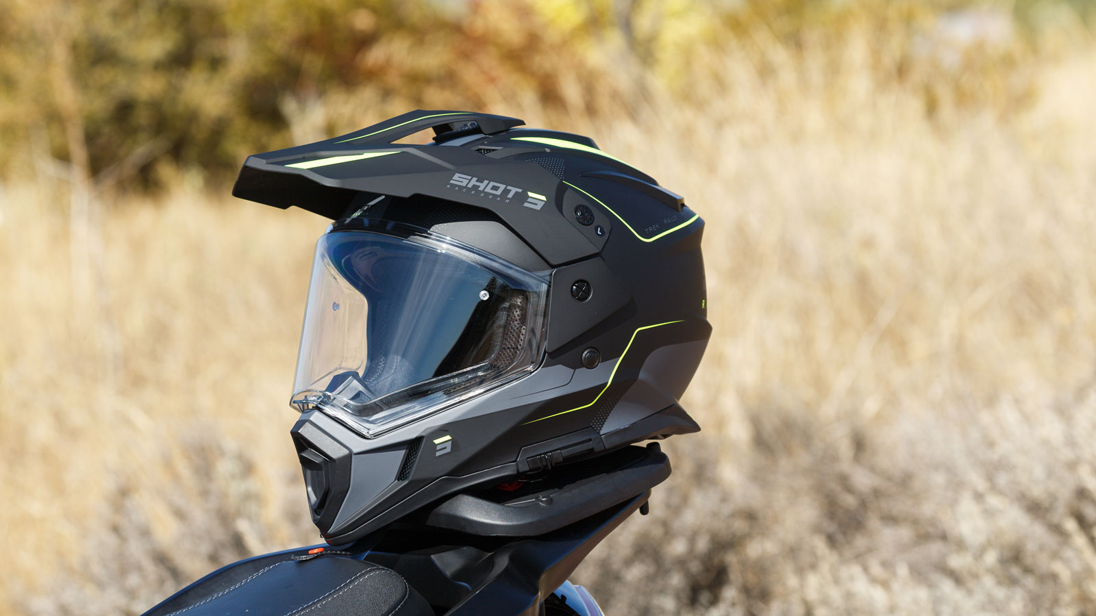 Test ADV κράνος Shot Trek Rally: Premium εμφάνιση και χαρακτηριστικά από 169 ευρώ