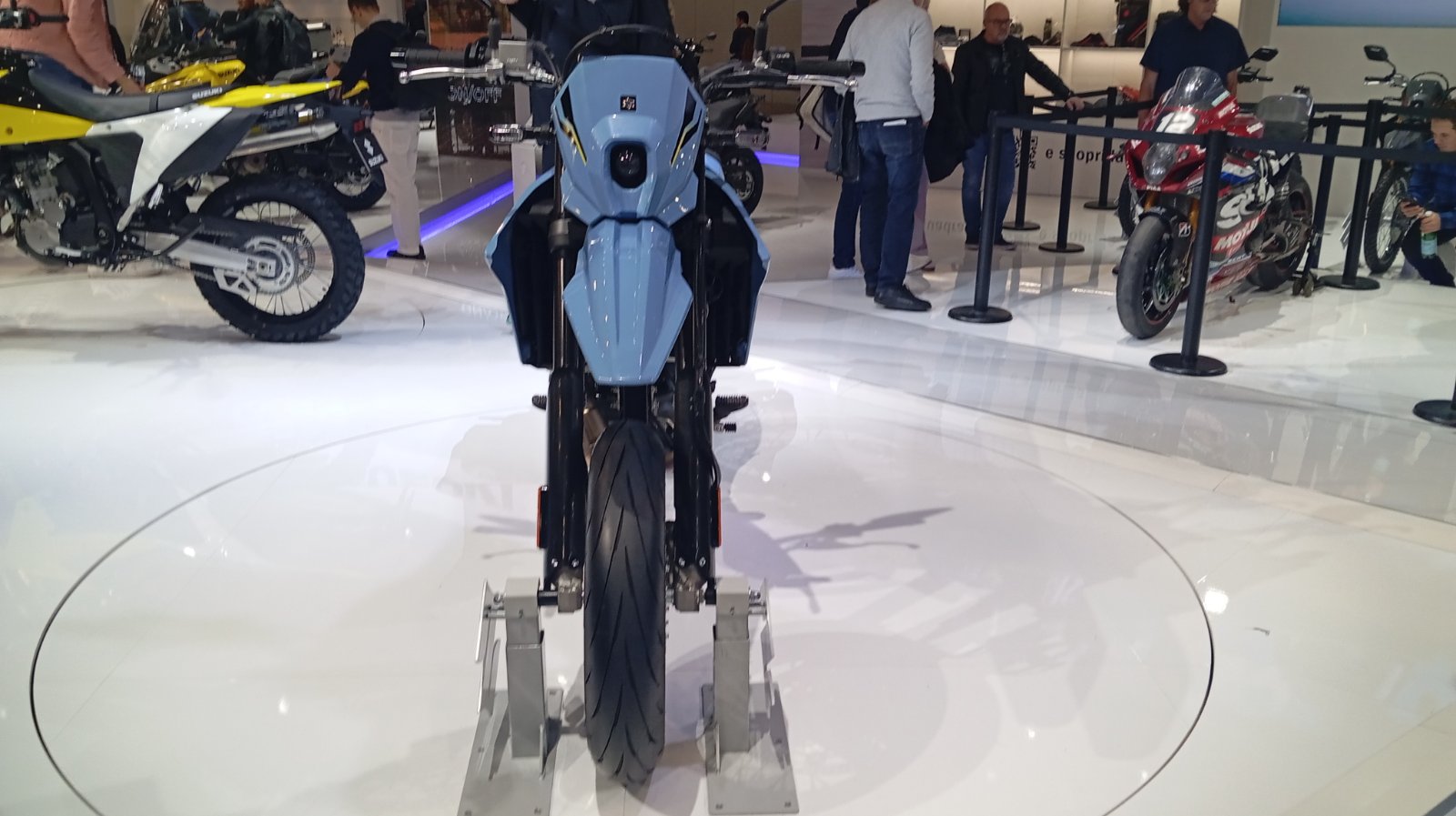 Suzuki DR-Z S & SM: Supermoto και Enduro στα 150 κιλά με 38 άλογα και Euro5+