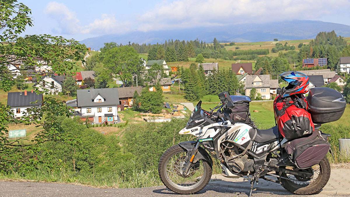 Τα ελαφρύτερα Α2 Adventure με 19αρη ακτινωτό εμπρός