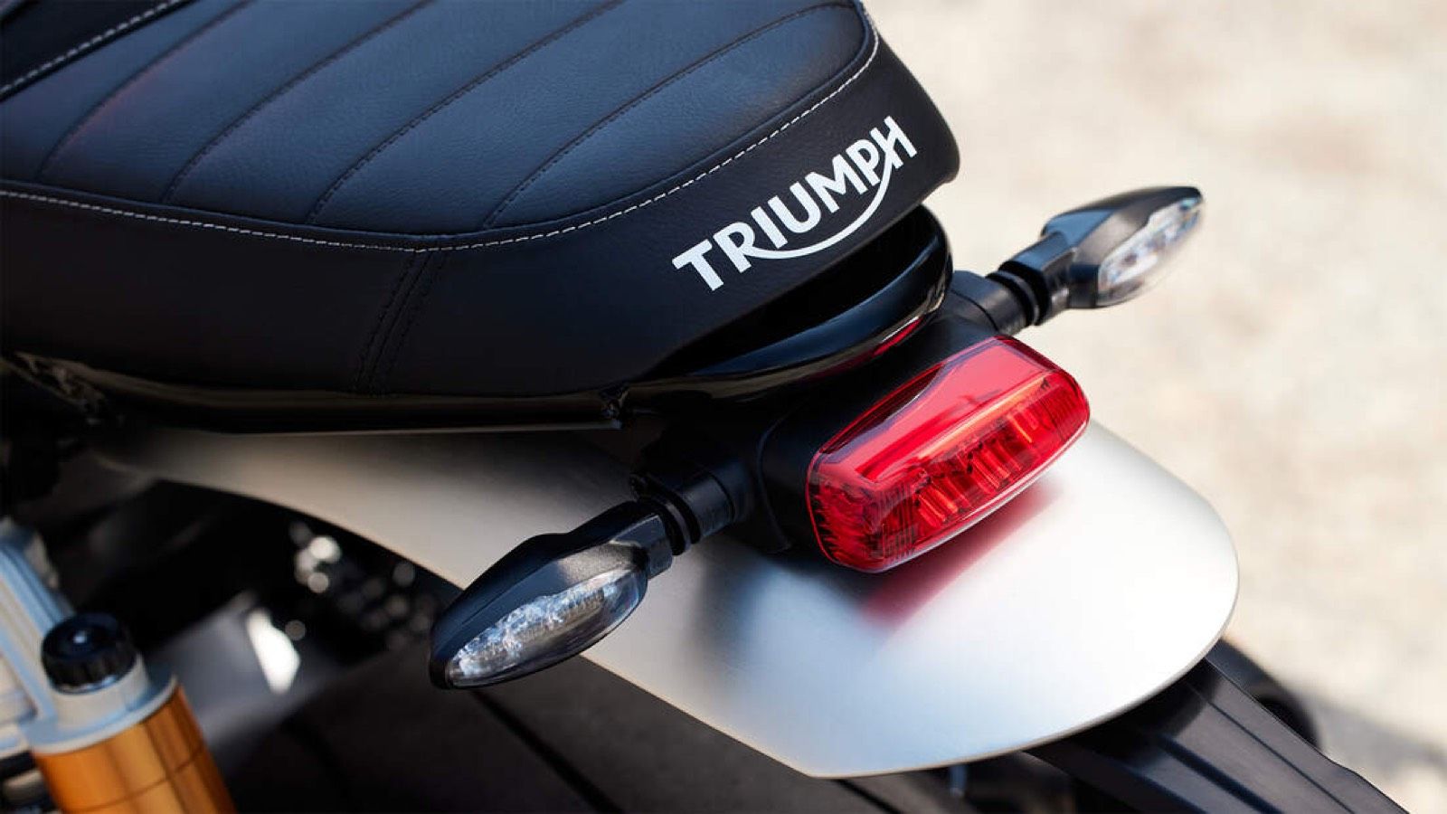 Triumph Speed Twin 1200: Ταχύτερη με 105 ίππους και έκδοση RS με Ohlins