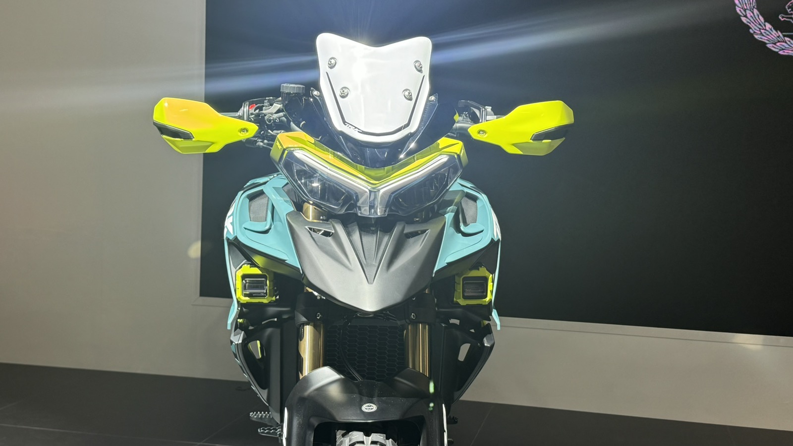 EICMA 2024: Benelli TRK 902 Xplorer