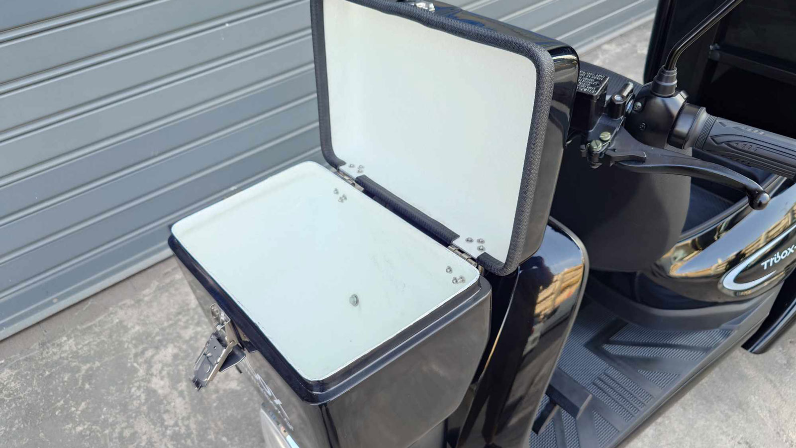 Ήρθε το νέο ηλεκτροκίνητο Cargo Scooter της Tribox με ισχύ 5kW