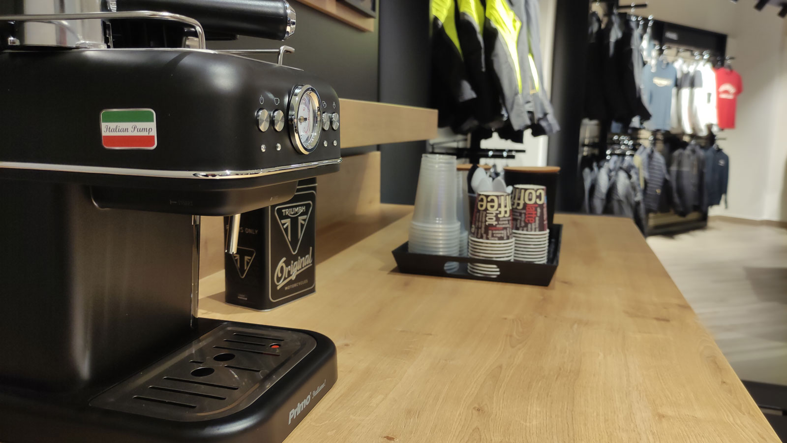 Εγκαίνια για την Triumph στην Αγ. Παρασκευή με παρουσίαση της Tiger Sport 800