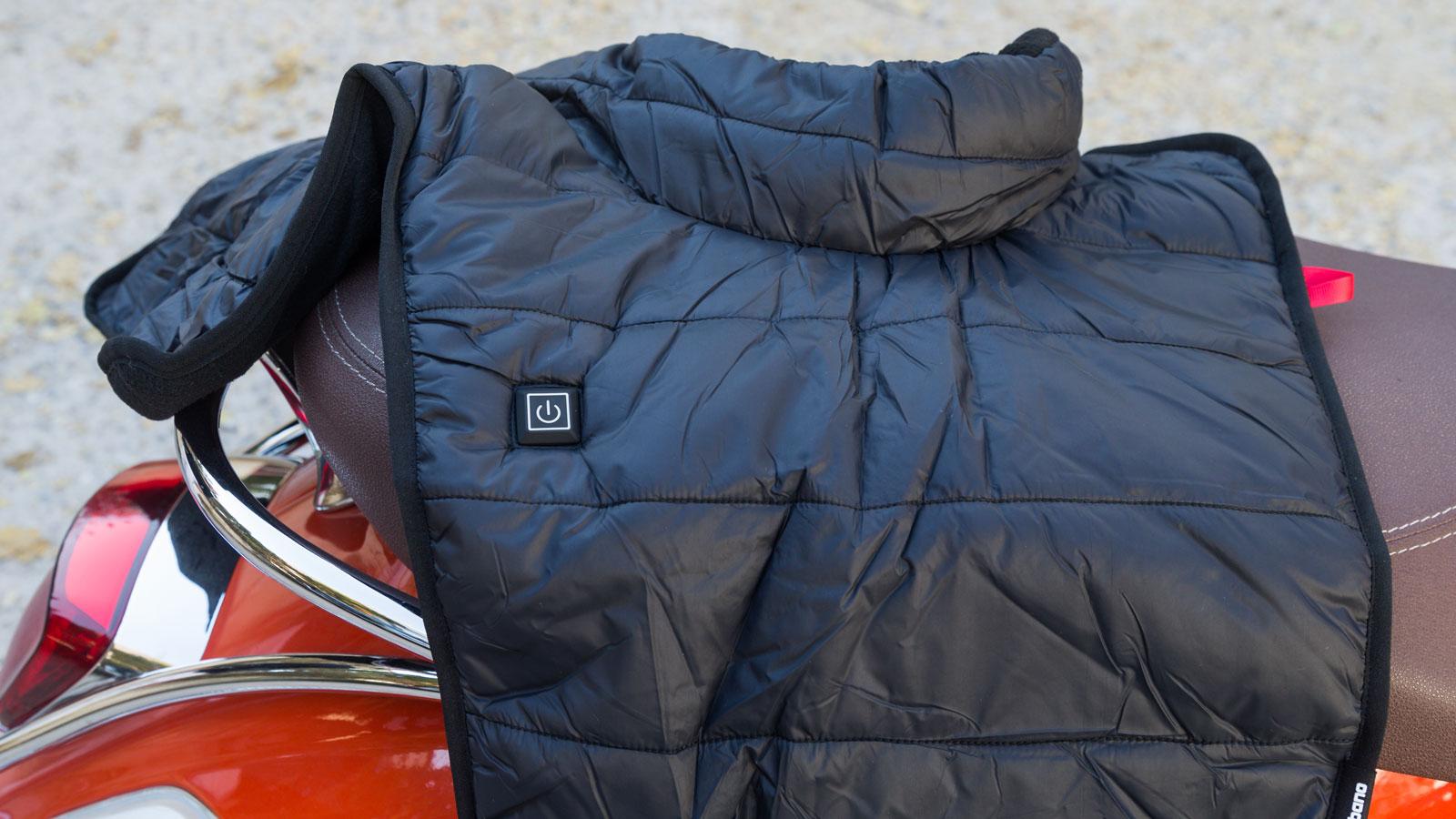 Test Tucano Urbano Bibwarm: Θερμαινόμενη λαιμουδιέρα από 60 ευρώ