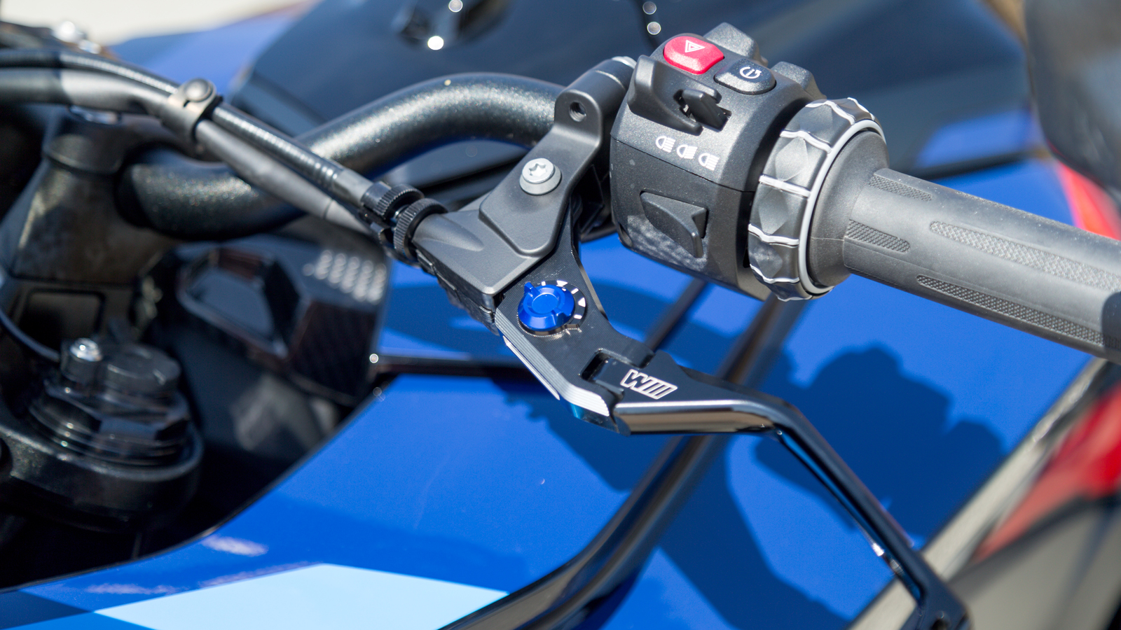 Ρυθμιζόμενες μανέτες φρένου και συμπλέκτη.