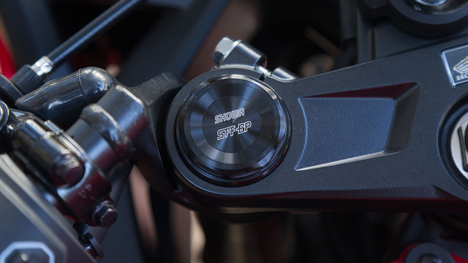  Δοκιμή Honda CBR 500R - Με «κουστούμι» Supersport βλέψεων