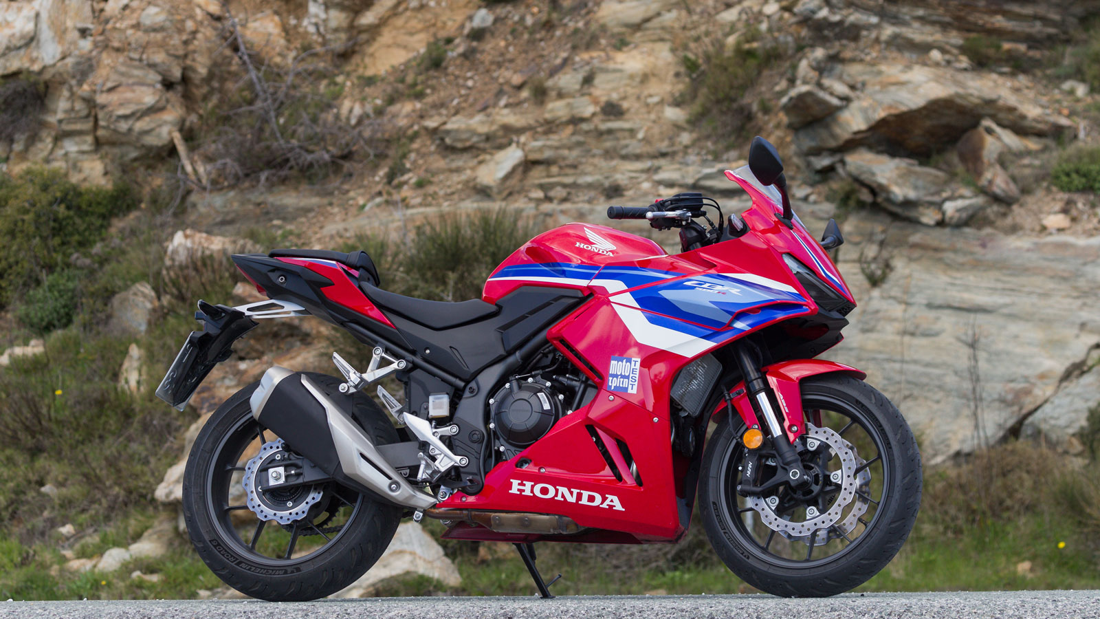  Δοκιμή Honda CBR 500R - Με «κουστούμι» Supersport βλέψεων
