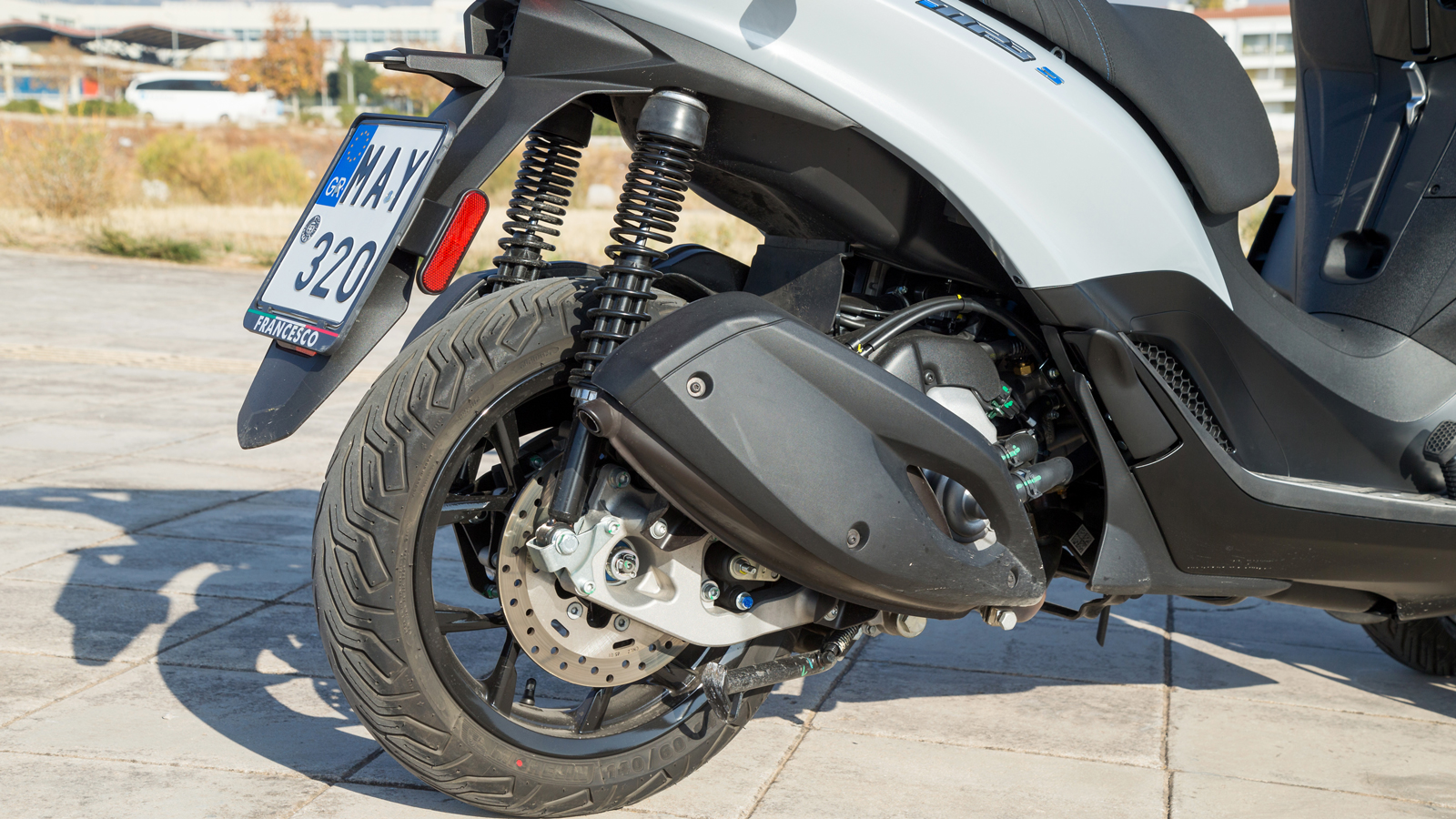 26 ίπποι και 27 Nm ροπής.