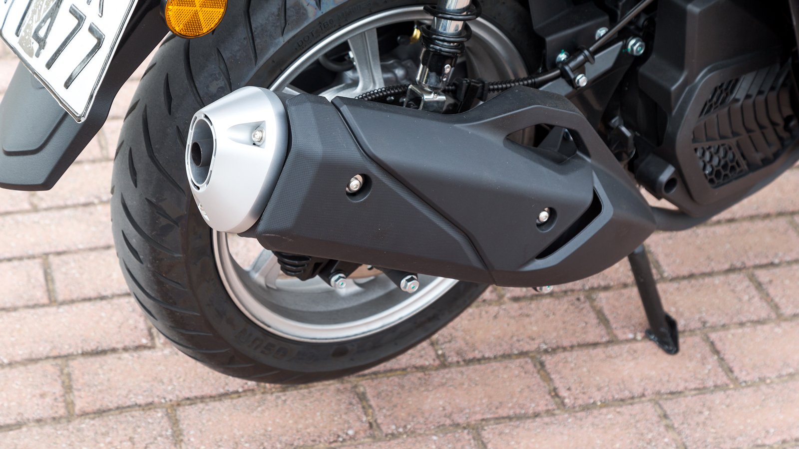 Κάνει το 0-50 χλμ/ώρα σε μόλις 5 δευτερόλεπτα και 0-80 σε 13,2.