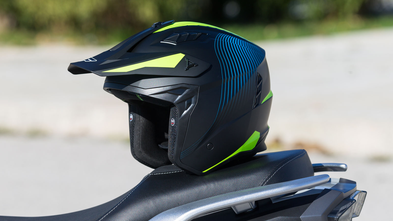 Test FSD FS-X1: Adventure jet με βάρος μόλις 1.110 γραμμάρια