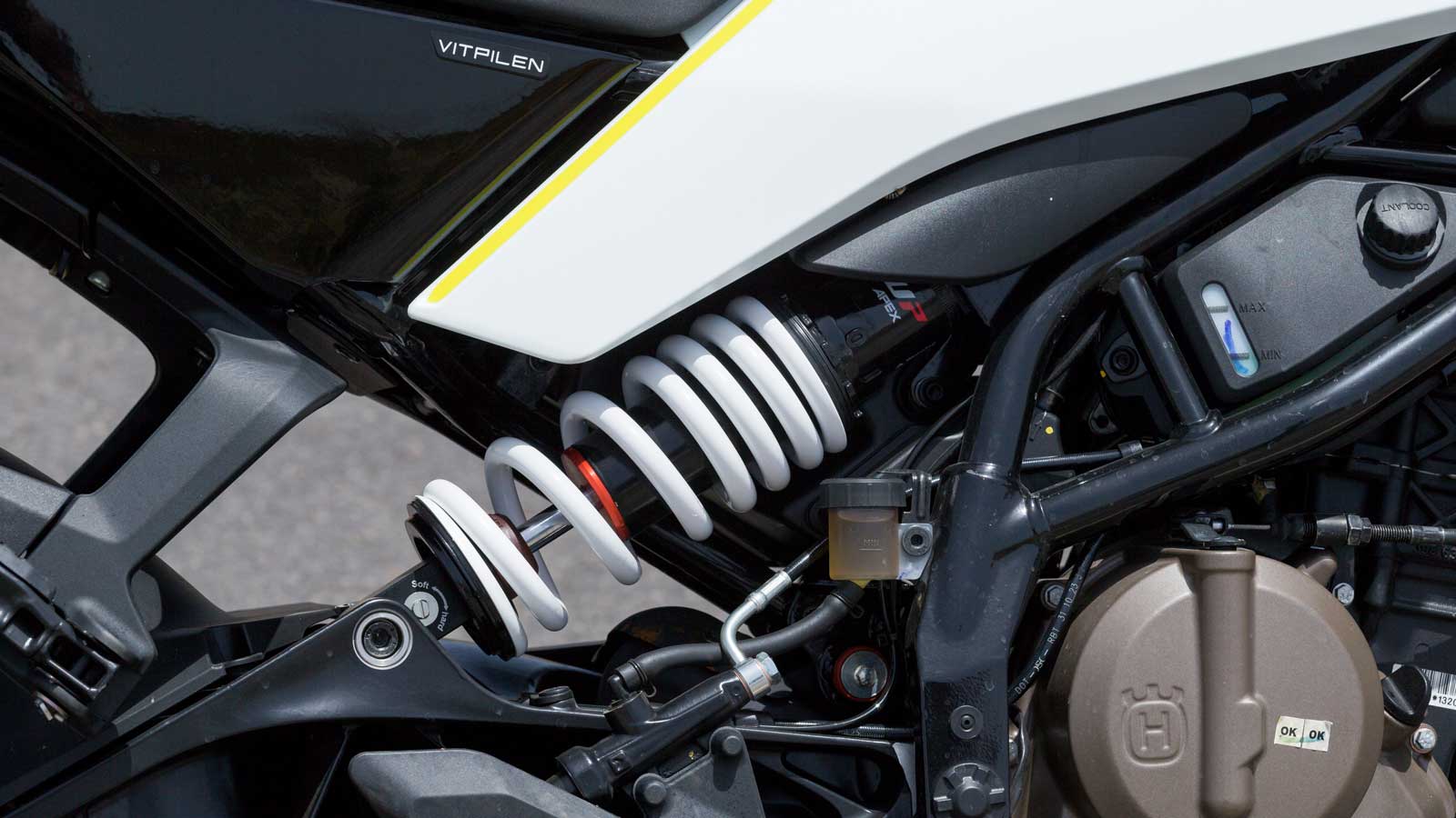 Husqvarna Vitpilen 401: Υποψήφιο για Best Commuter by LS2