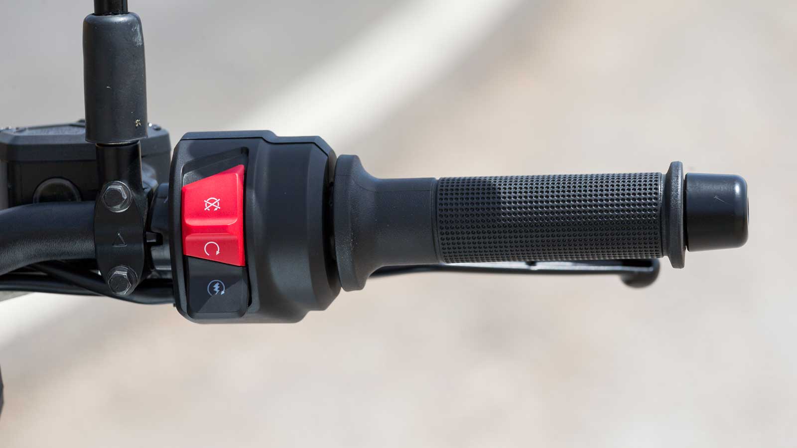 Husqvarna Vitpilen 401: Υποψήφιο για Best Commuter by LS2