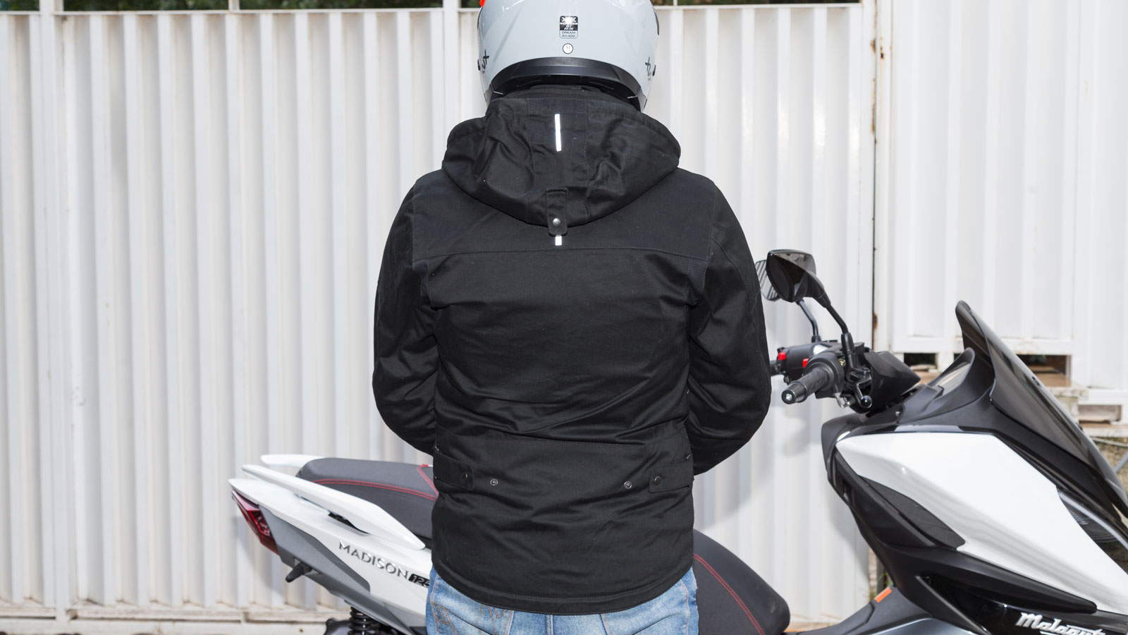 Test Seventy Degrees SD-JC73: Casual και αδιάβροχο