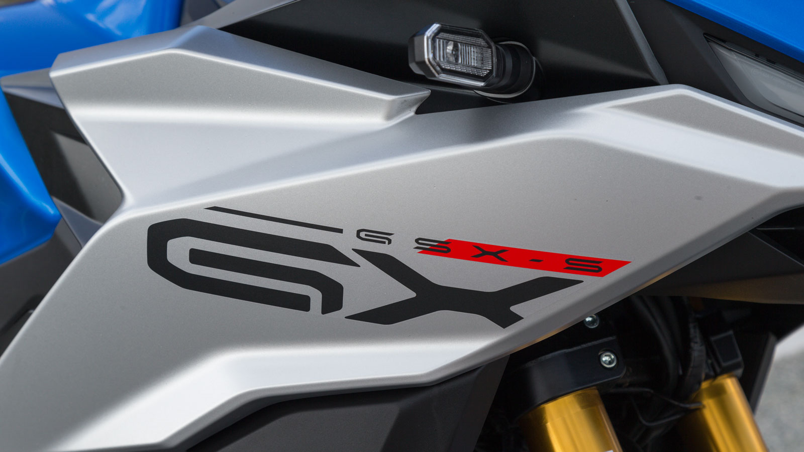 Suzuki GSX-S 1000GX - Υποψήφια για Best Moto by LS2