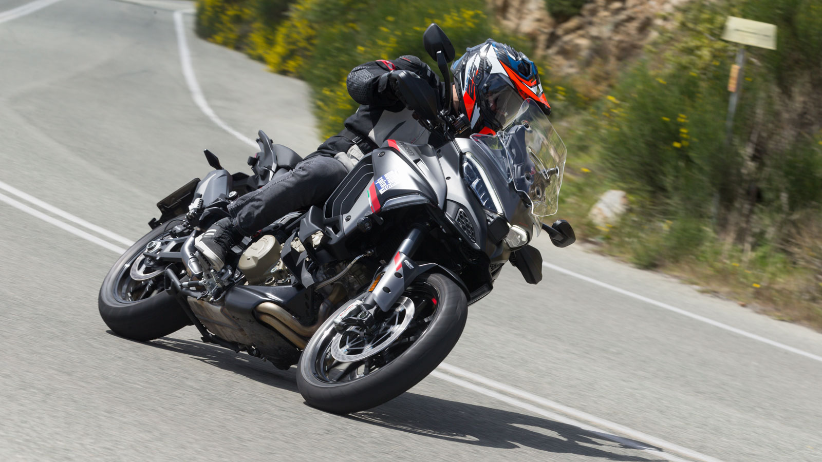 Ducati Multistrada V4 S Grand Tour - Test