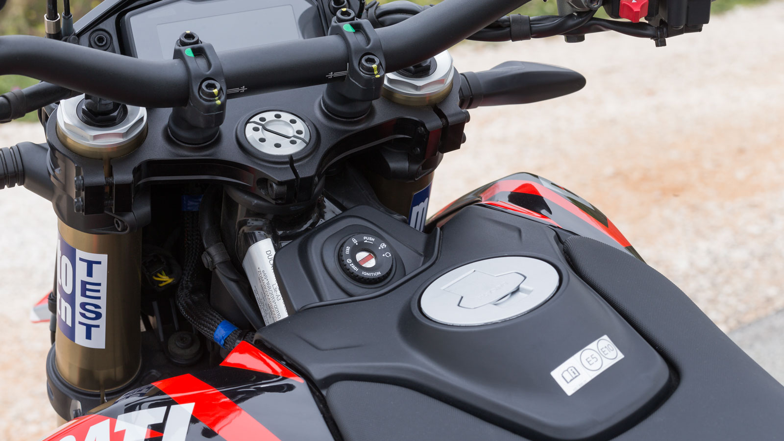 Ducati Hypermotard 698 Mono RVE - Test