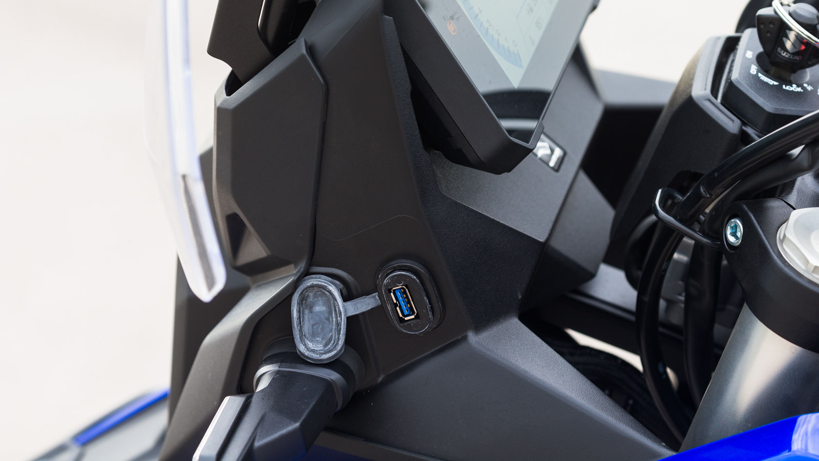 Suzuki V-Strom 800 - Test