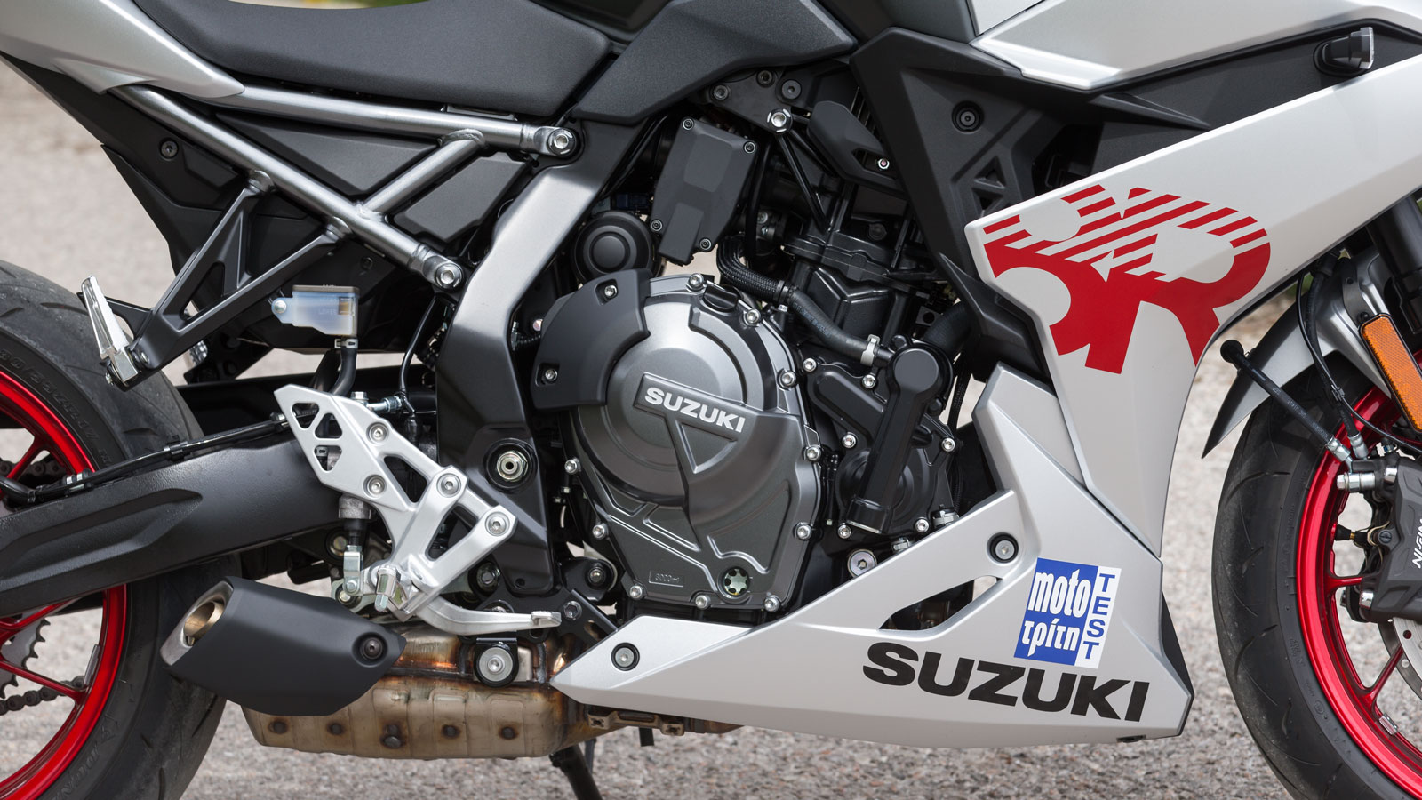 Suzuki GSX-8R - Test