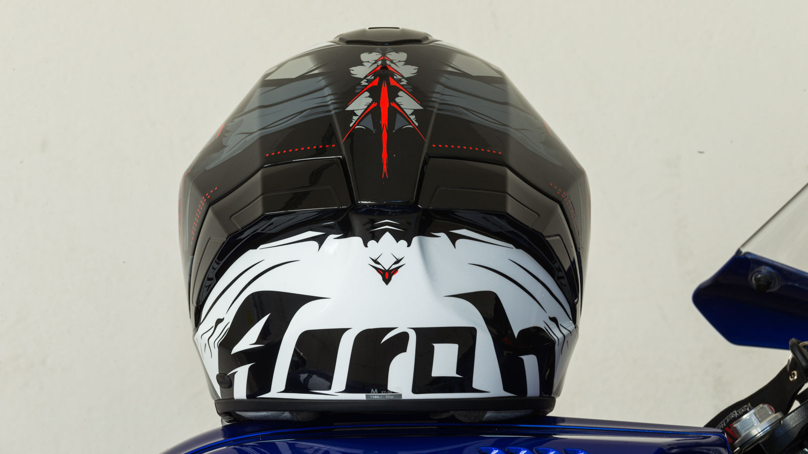 Test Airoh Matryx: Ελαφρύ και αεροδυναμικό