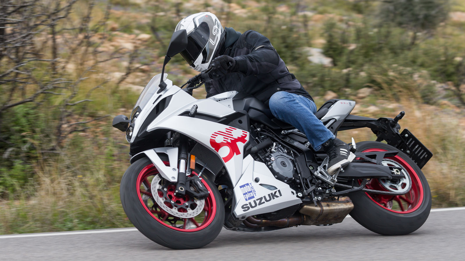 Suzuki GSX-8R - Test