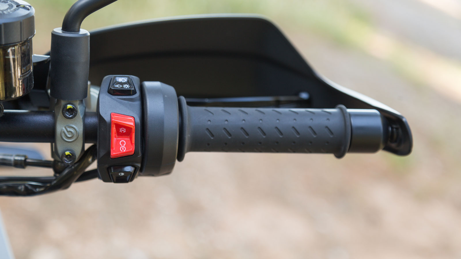 Moto Guzzi Stelvio - Test