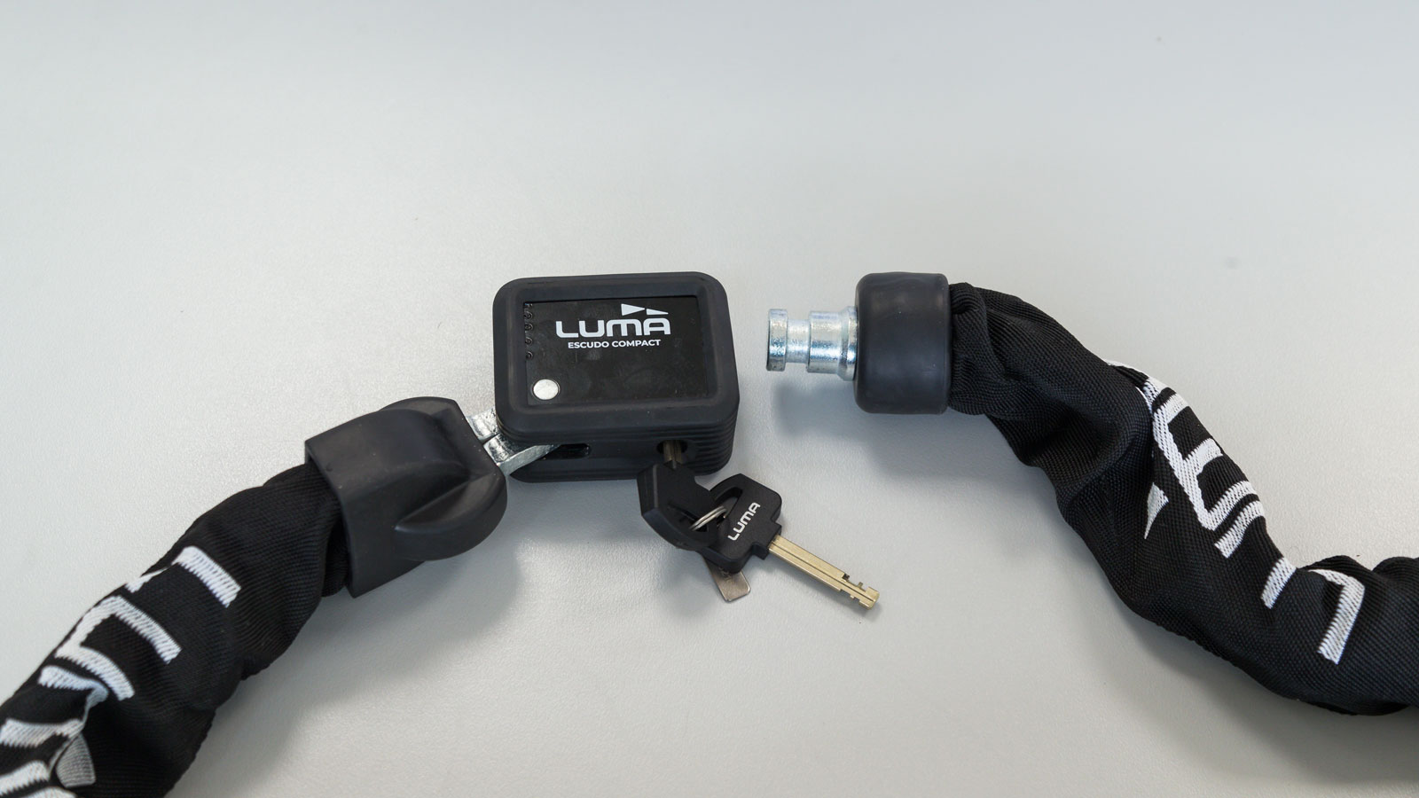 Παρουσίαση: Luma Escudo Compact και Solido D18