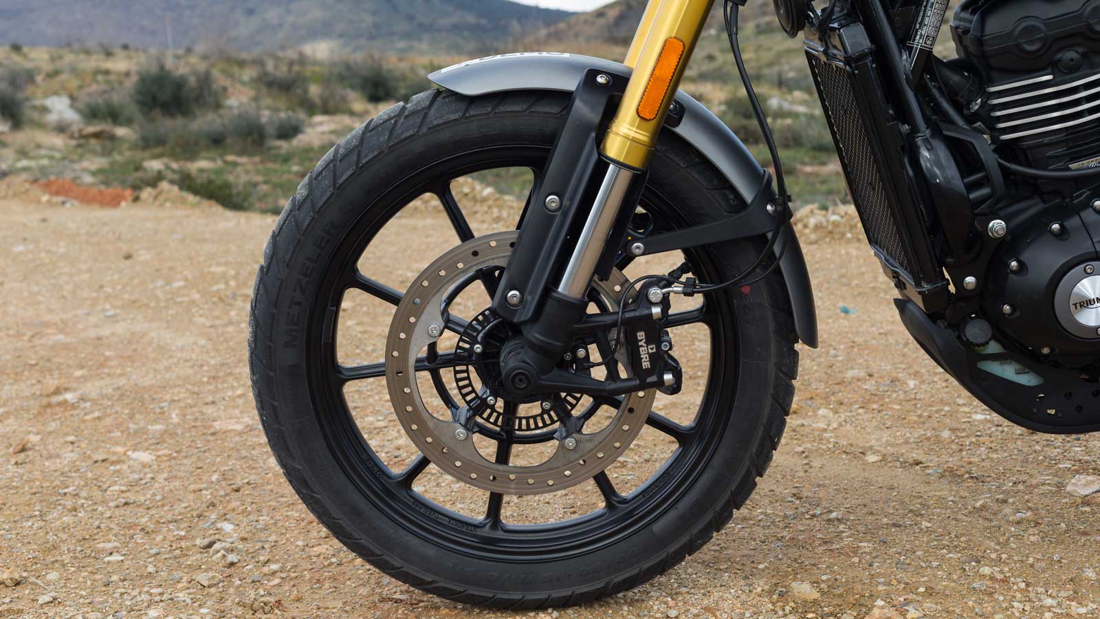 Triumph Scrambler 400 X