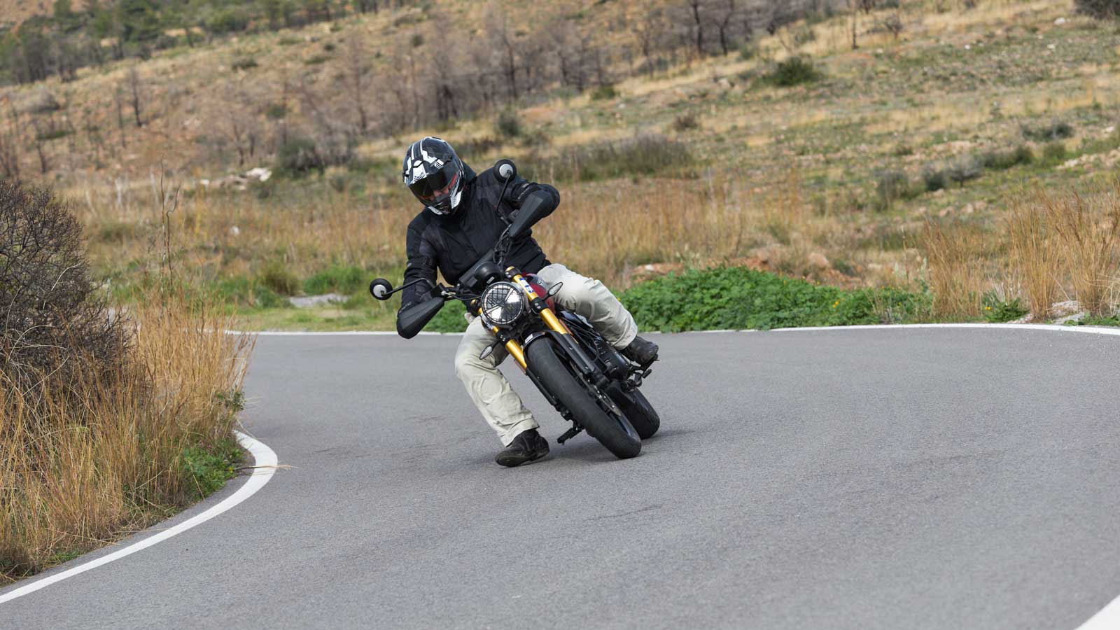 Καταφέρνει να ενθουσιάσει αναβάτες με σπορ γονίδια.