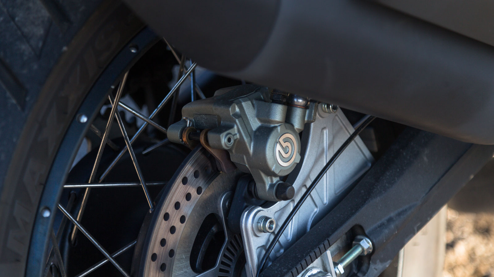 QJMOTOR SVT 650X - Test  