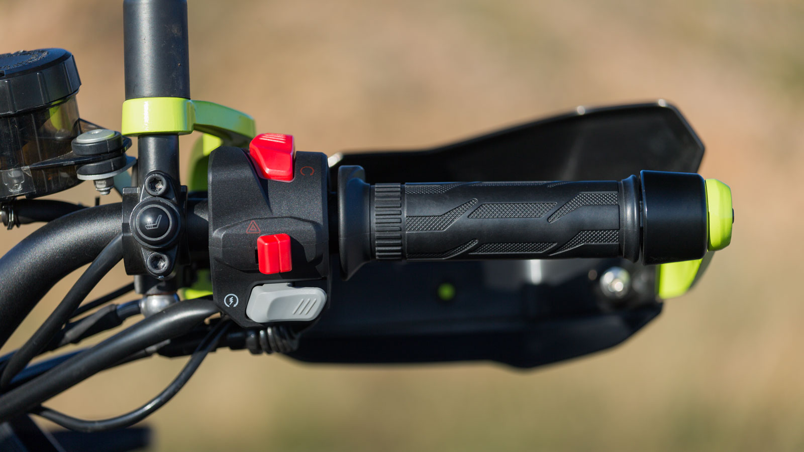 QJMOTOR SVT 650X - Test  